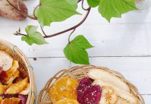 Khoai lang và chuối chiên giòn tan