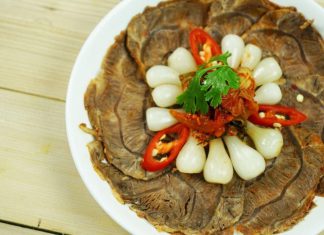 Pickled beef with fish sauce