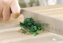 Chỉ 15 phút bạn có ngay bữa sáng ngon lành với món bánh sandwich kẹp lạ miệng